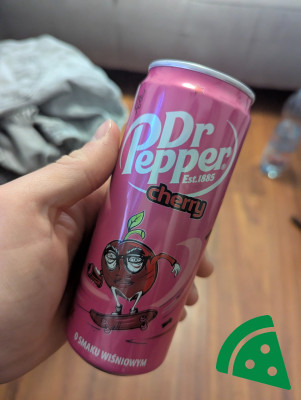 Prezentacja Dr Pepper Napój gazowany o smaku wiśniowym 330 ml