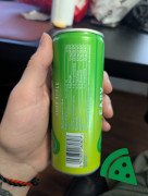 Widok z boku na Easy Boost Sour Apple