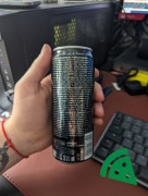 Widok z tyłu na FRUGO Energy Dragon Gazowany napój energetyzujący 330 ml