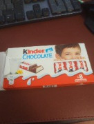 Prezentacja Kinder Chocolate