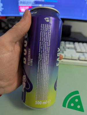 Widok z boku na Level Up Easy Boost Bluberry Lime