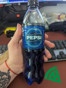 Widok z przodu na Pepsi Electric Zero Cukru 500 ml